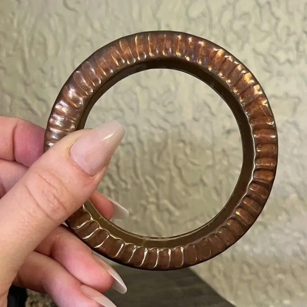 Vintage 70s Large Wide Chunky Solid Artisan Copper Bangle Bracelet B1